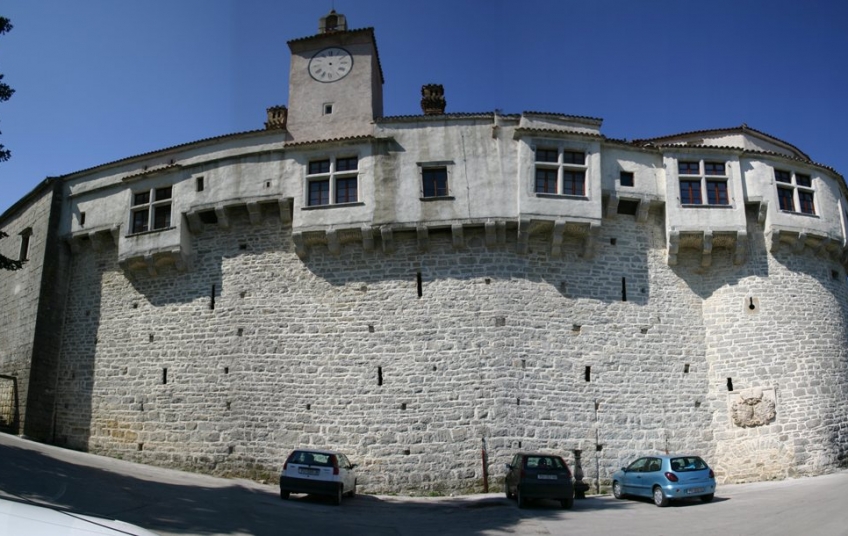 KARTE NA STOL! U Pazinu sudjelujte u turniru u briškuli i osvojite vrijedne nagrade